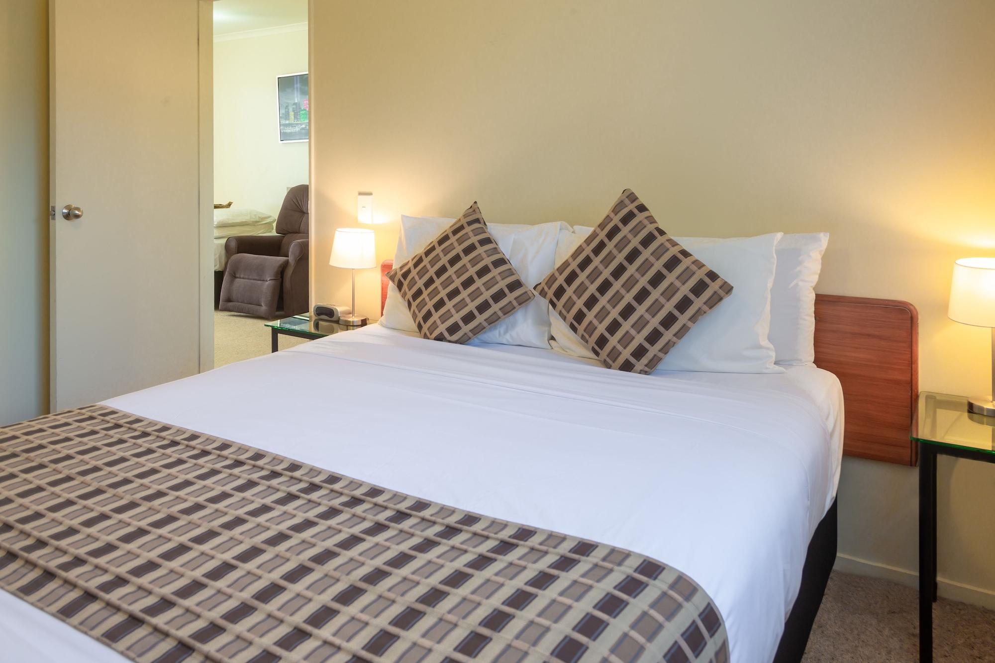 Bks Pioneer Motel Auckland Bagian luar foto