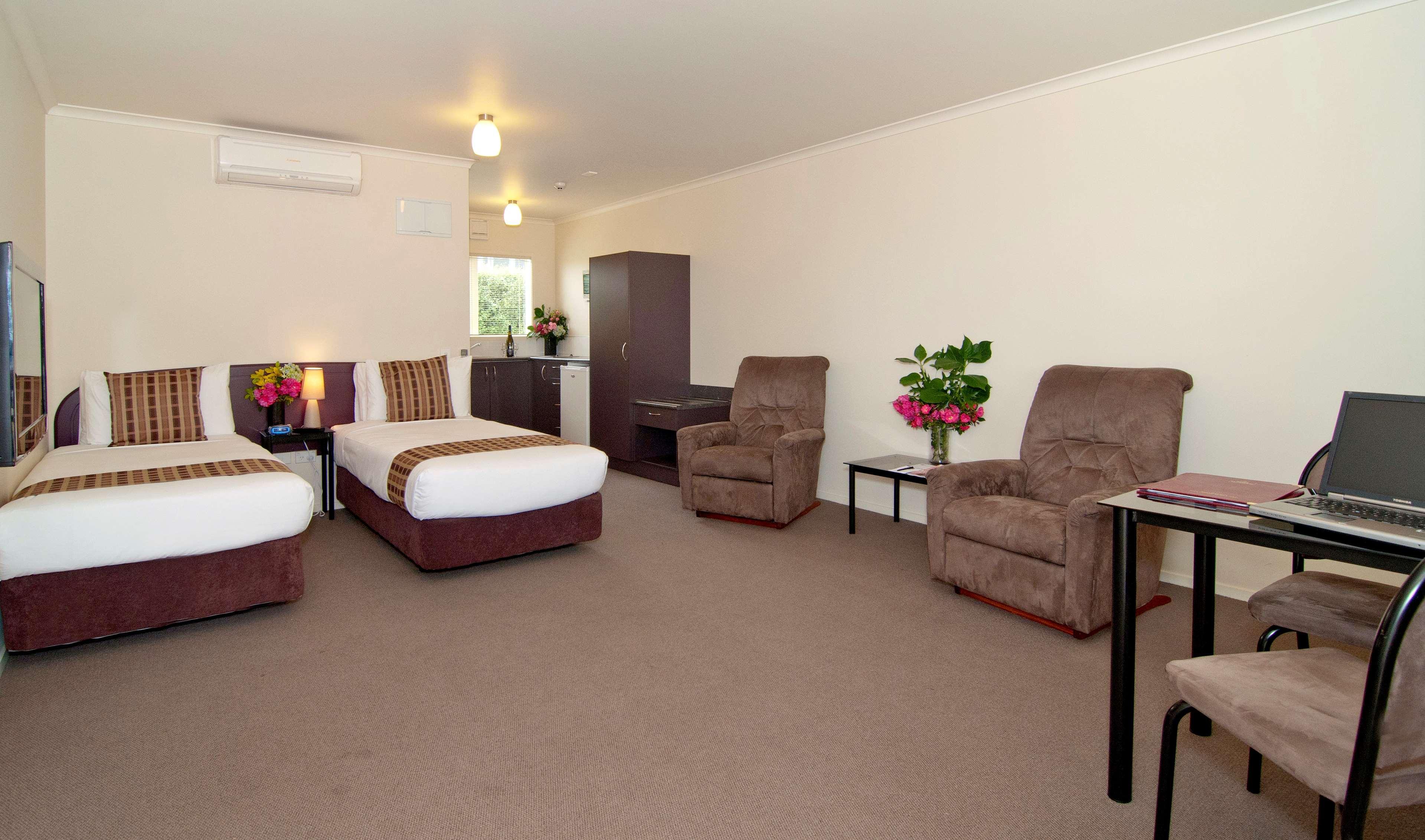 Bks Pioneer Motel Auckland Bagian luar foto