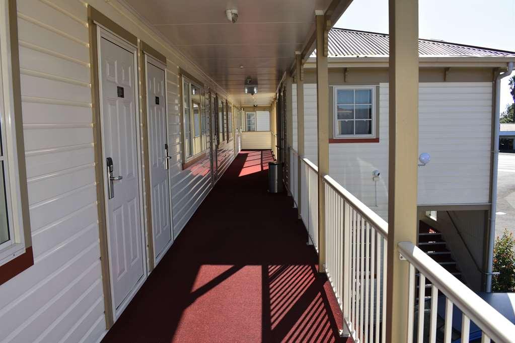 Bks Pioneer Motel Auckland Bagian luar foto