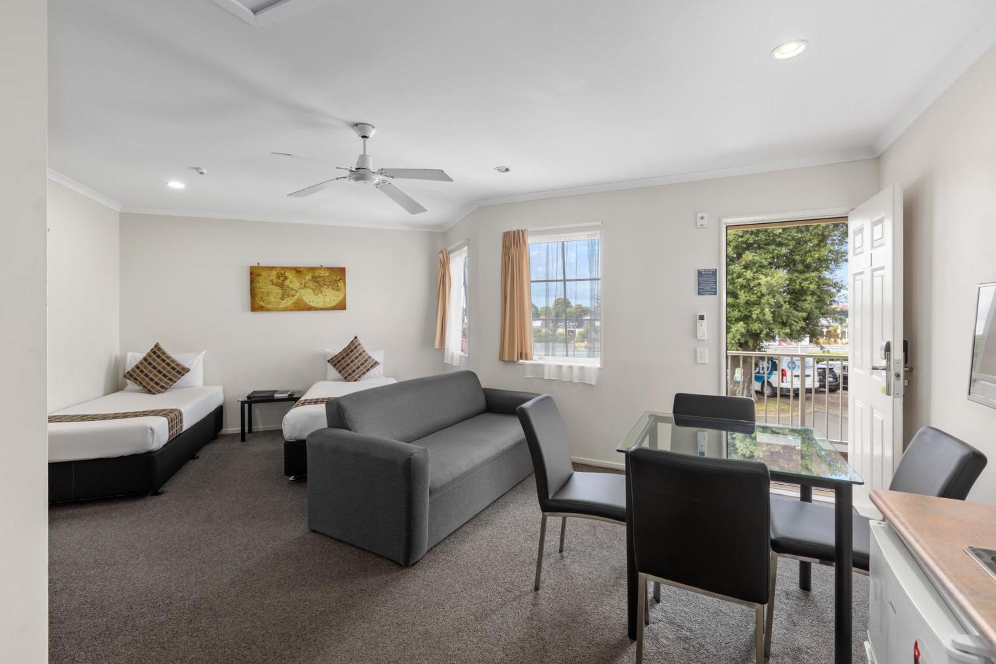 Bks Pioneer Motel Auckland Ruang foto